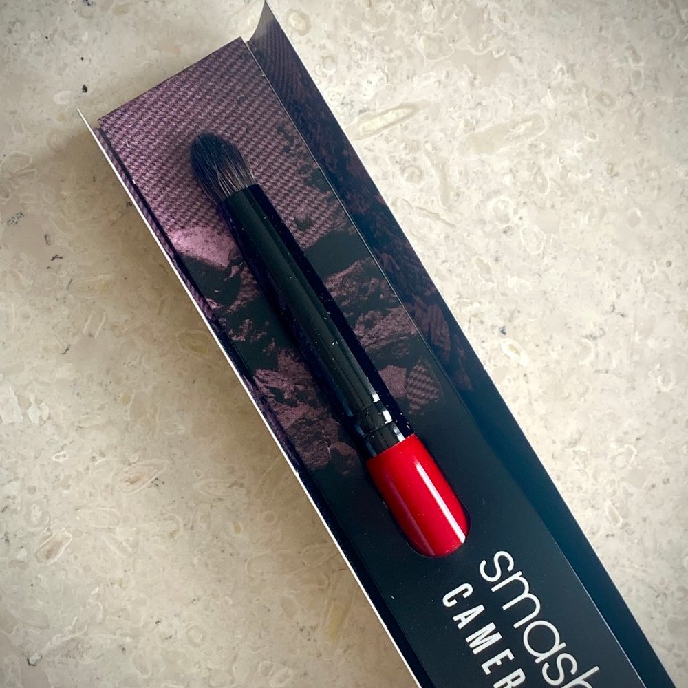 Smashbox Camera Ready Smoky Shadow Brush